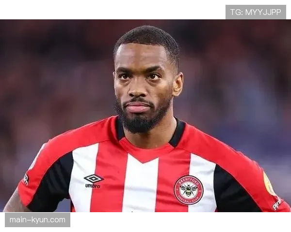 特写：绝平进球后，伊万·托尼手指天空告慰逝世好友